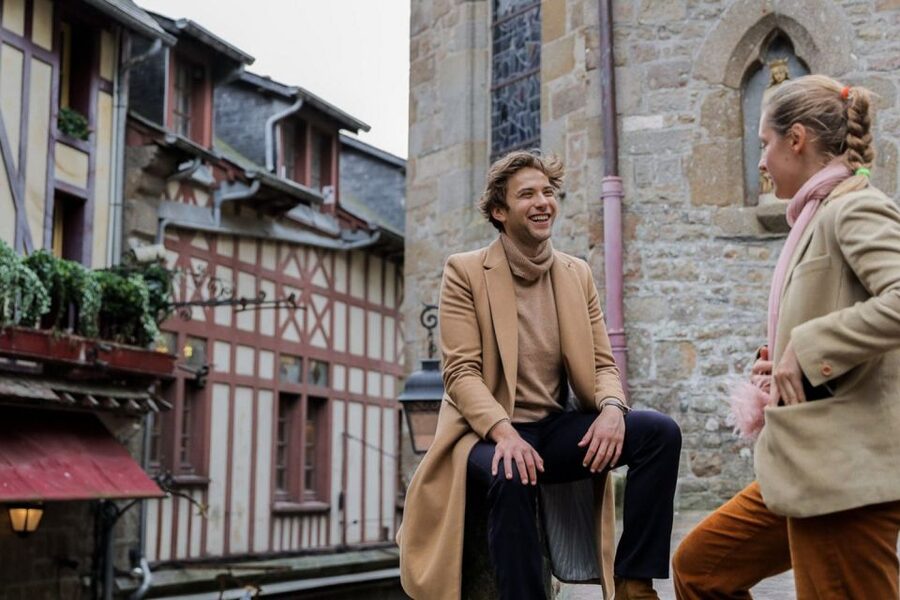 From Paris: Full-Day Mont Saint-Michel Guided Tour - Guided clarity inside, self-paced freedom outside the abbey