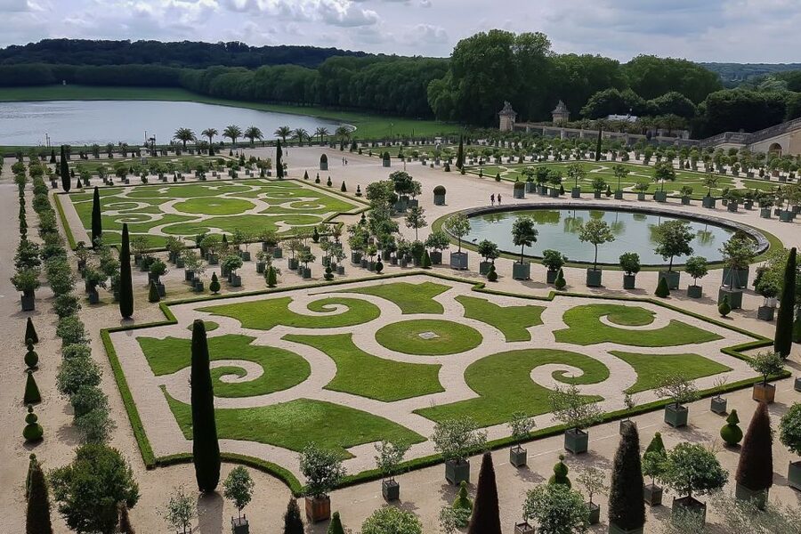 From Paris: Giverny and Versailles Private Full-Day Trip - What to Expect Day-By-Day, Without Guesswork