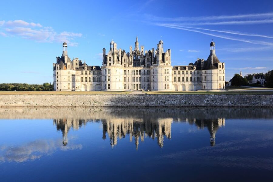 From Paris: Loire Valley Castles Tour with Hotel Transfers - Chenonceau on the Cher River: A Castle Shaped by Women