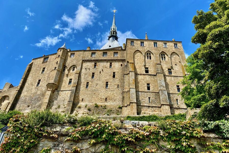 From Paris: Private Mont Saint-Michel & Normandy D-Day Tour - The long drive to Mont Saint-Michel: timing, not just transit