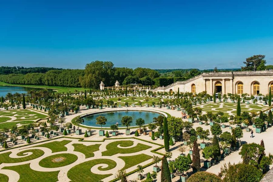 From Paris: Skip-the-Line Palace of Versailles Bike Tour - Why Versailles by bike beats a day trip on foot