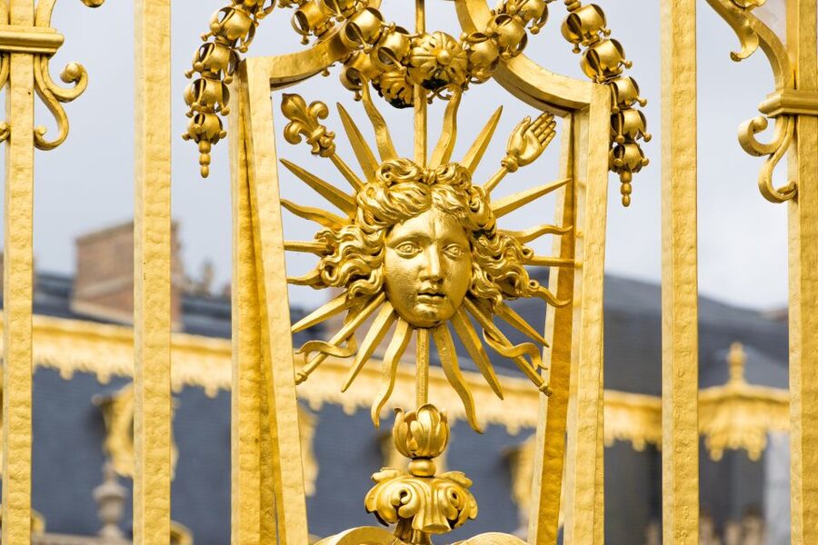 From Paris: Skip-the-Line Versailles Palace & Gardens Tour - Booking advice: timing, season, and planning your Paris dinner