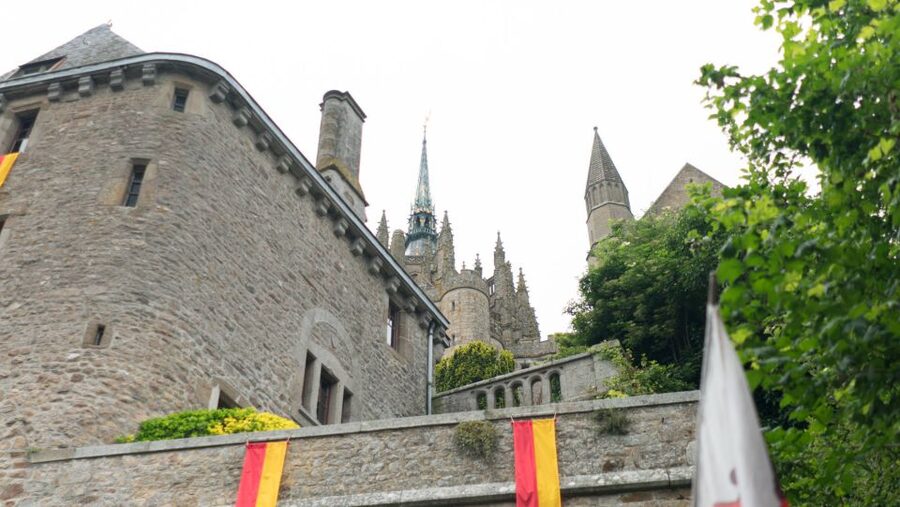 From Paris: Small-Group Mont St Michel Tour & Cider Tasting - The Abbaye du Mont St-Michel: What the Audio Guide Adds