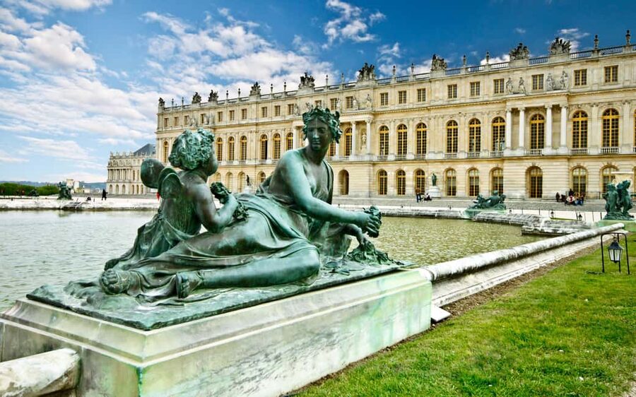 From Paris: Versailles Full-Day Guided Tour with Lunch - The State Apartments and Grand Apartments: seeing power in room design