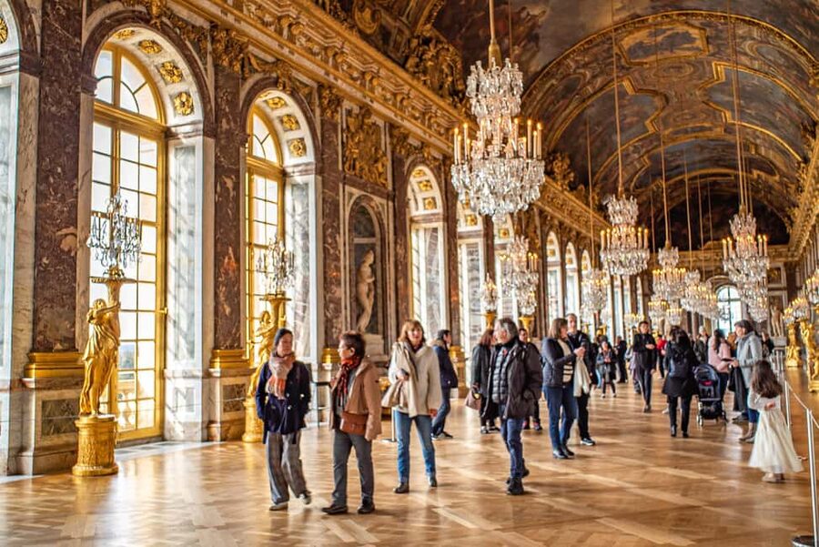 From Paris: Versailles Palace & Gardens Private Guided Tour - Key points to know before you go