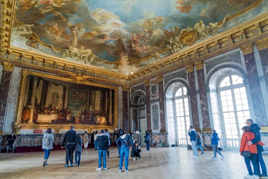 From Paris: Versailles Palace & Gardens Private Guided Tour - From hotel pickup to Versailles in one smooth run
