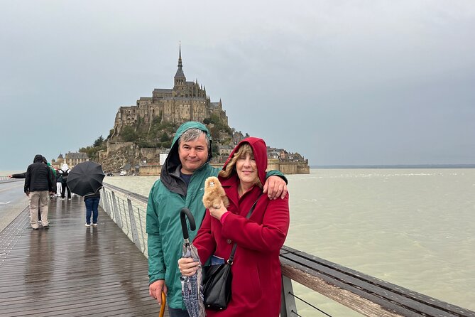 Full-day Private Tour in Mont Saint Michel with Calvados Tasting - 4 Hours to Wander Mont Saint Michel and Handle Lunch Your Way