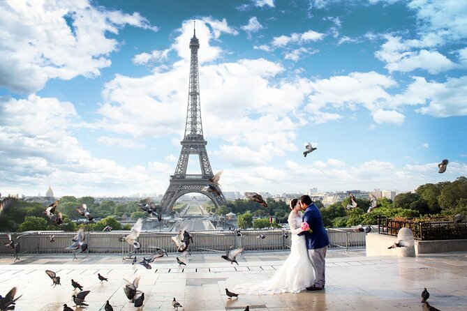 Full Day Private Tour of Paris in a Van with photoshoot included - Hotel pickup, WiFi, and van comfort: how the day feels
