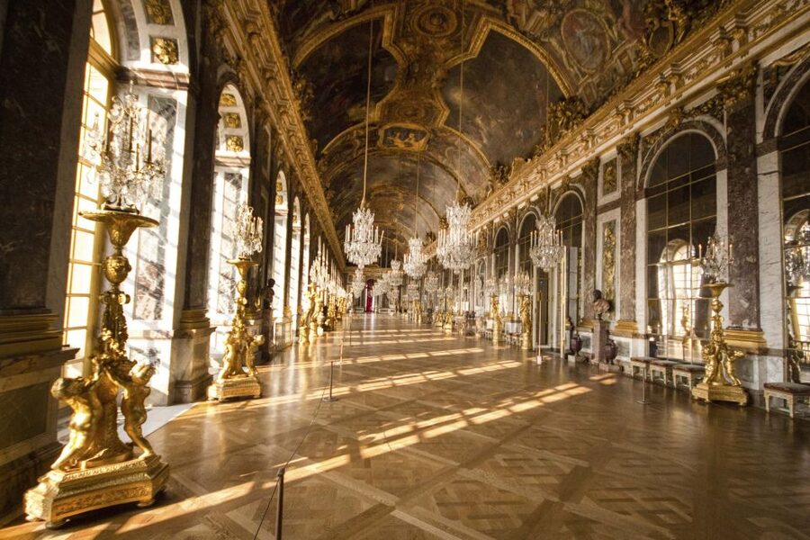Gardens of Versailles Walking Tour & Palace Entry - Should You Book This Versailles Gardens and Palace Entry Tour?