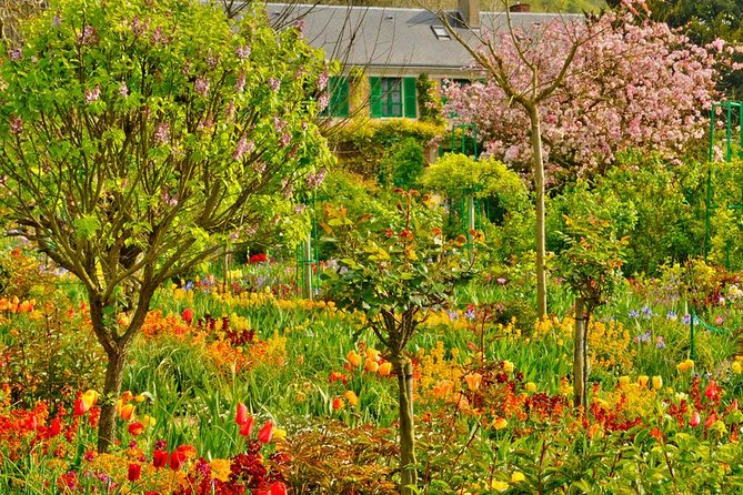 Giverny & Auvers sur Oise Private Day Trip with Monet & Van Gogh Tour from Paris - The Clos Normand: Seasonal Color, Actually Up Close