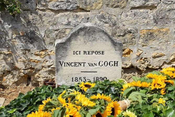 Giverny & Auvers sur Oise Private Day Trip with Monet & Van Gogh Tour from Paris - Eglise Sainte-Radegonde: A 15-Minute Detour With Real Personality