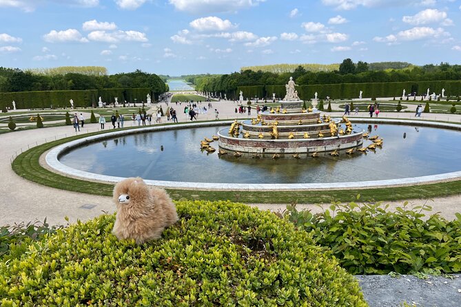 Giverny & Versailles Private Guided Tour with Ticket Entry - Royal gardens, then Trianon: getting more than the headline rooms