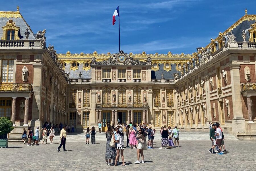 Giverny Versailles Trianon Small Group by Minivan from Paris - Versailles Palace visit: timed entry, audio guide, and smart pacing