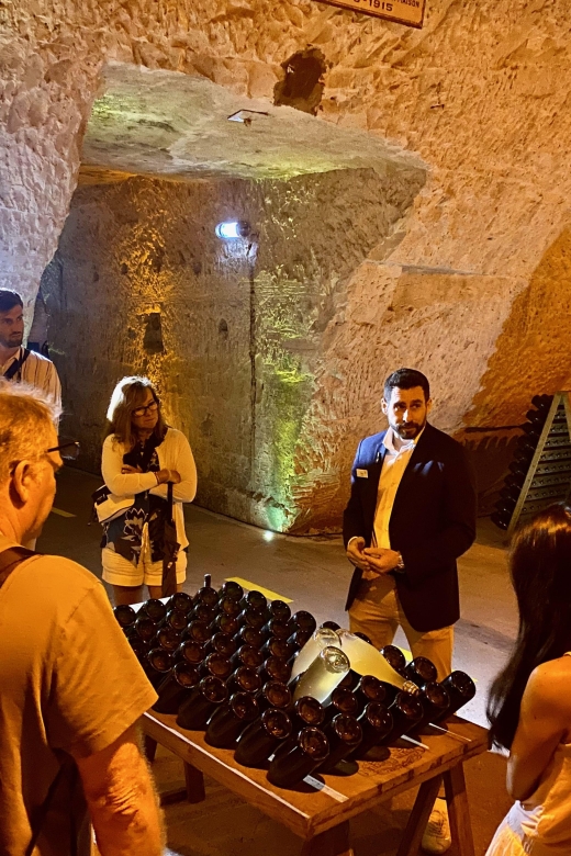 Grand Vintage Private Champagne Moet Chandon Veuve Clicquot - Moët et Chandon in Épernay: choose your Grand Vintage tasting style