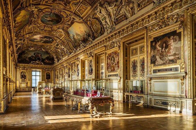 Guided tour of the Louvre Museum with tickets included - Greek department highlights: Athena, Venus de Milo, and Victory of Samothrace