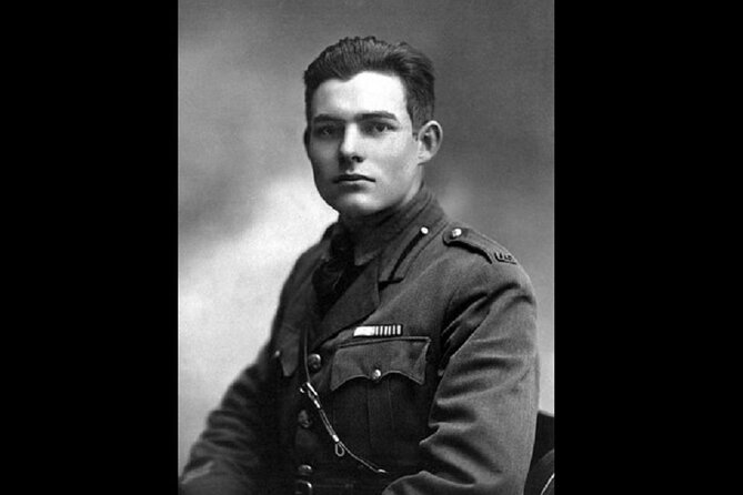 Hemingway in Paris - Small Group Walking Tour - Meeting Ellen and the Lost Generation vibe