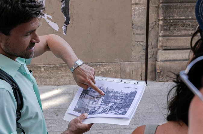 Hidden Paris and Wine Class : A Walking Tour - Le Marais Courtyards and Hôtels Particuliers You Usually Miss