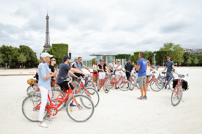 Highlights of Paris Bike Tour w/ a Local Guide (English or Dutch) - Champs-Élysées to Pont Alexandre III: The Photo Peak
