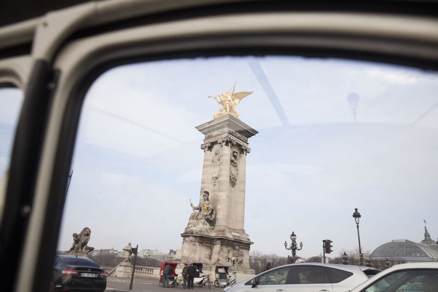 Highlights of Paris: Private 6-Hour Vintage 2CV Tour - Price and Logistics, and Whether It Feels Worth It