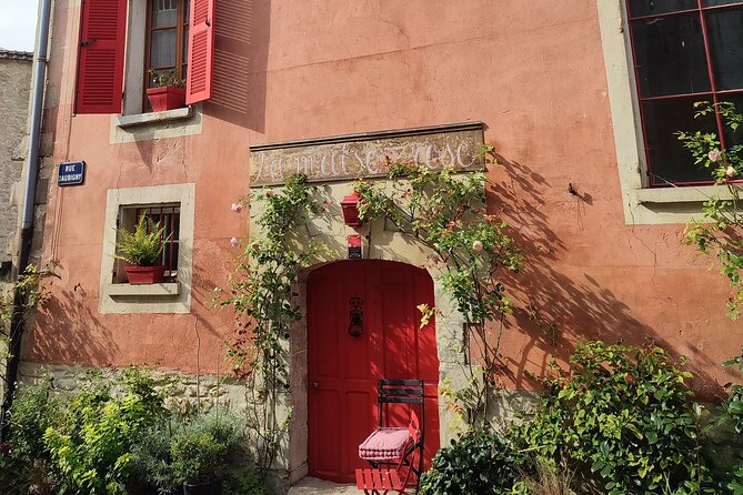 Hiking Adventure in Van Gogh's Footsteps with 6 miles walk - Chateau d’Auvers garden break: a pause without the museum