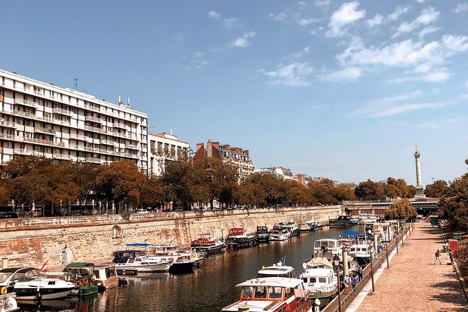 Historical Paris Walking Tour to Vibrant Food Market - Marche Aligre: picking a picnic you’ll actually enjoy