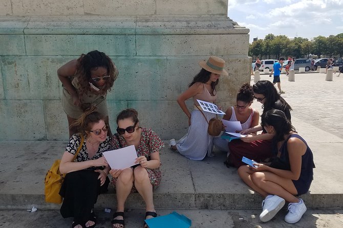 Historical treasure hunt in the city of Versailles - Pacing and teamwork: making it work for teens and adults
