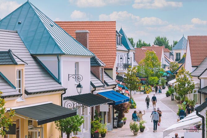 La Vallee Village Shopping Outlet by Luxury Transport from Paris - Brands worth prioritizing: what’s listed at the outlet