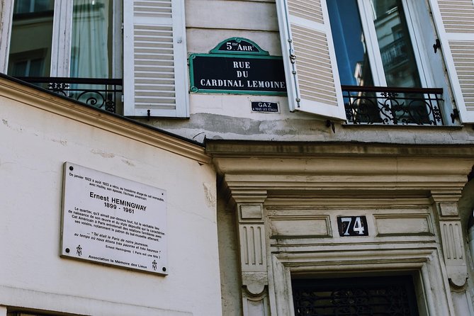 Latin Quarter Paris - Exclusive Guided Walking Tour - Two Old Churches on the Way: Saint Julien le Pauvre and Saint-Séverin