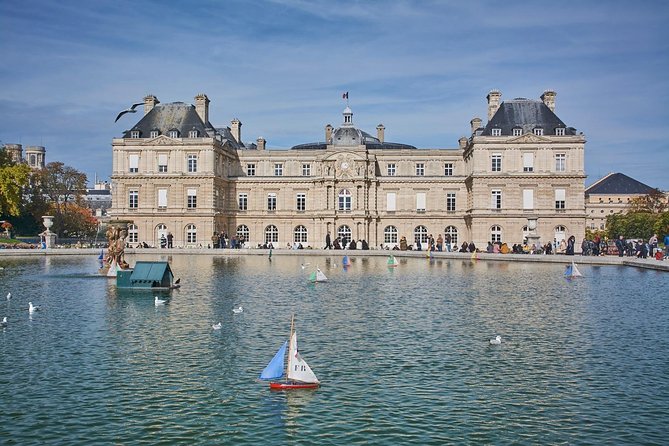 Latin Quarter Private Walking Tour - Where you start and how the walk ends near Saint-Michel