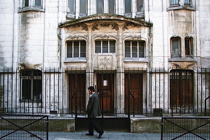 Le Marais District & Jewish Quarter - Exclusive Guided Walking Tour - How a 2.5-Hour Walk Turns the Marais into a Story