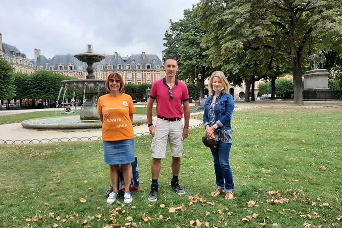 Le Marais/Paris - The Historic, Trendy, Jewish, LGBT district - Stop 3: The Jewish Quarter with courtyards, gardens, and food culture