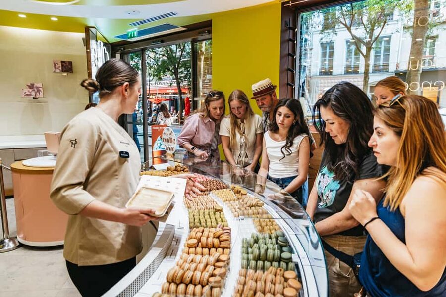 Le Marais Walking Food Tour with Cheese, Wine & Pastries - Le Marais is the right stage for a walking food tour