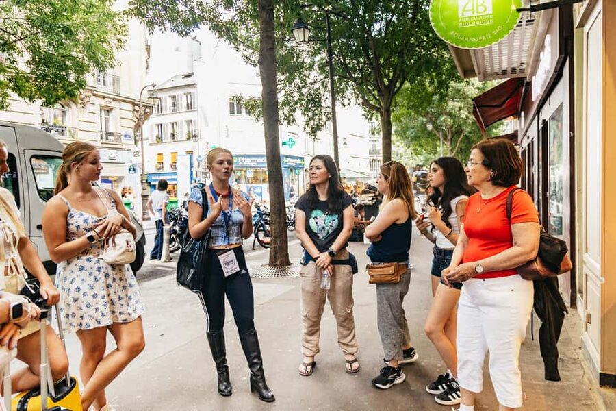 Le Marais Walking Food Tour with Cheese, Wine & Pastries - Wine pairings that make the flavors click