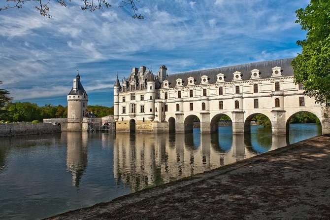Loire Valley Castles Small-Group Day Trip from Paris - Why this Loire châteaux day trip fits first-time visitors