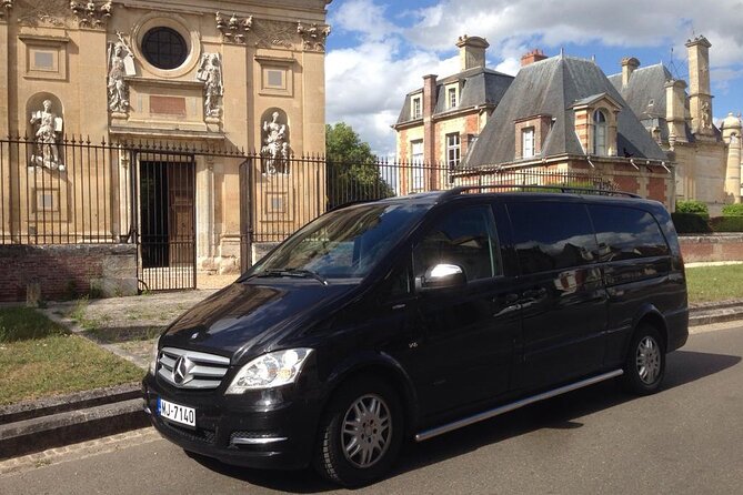 Loire Valley Royal Castles Guided Small group Day Trip from Paris - Plou Et Fils winery tasting: 7 wines and a family cellar feel