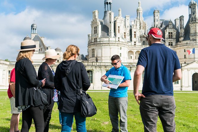 Loire Valley Wine and Castles Small-Group Day Trip from Paris - Price and logistics: what you are really paying for