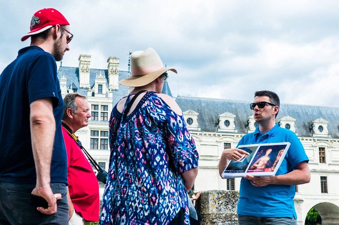 Loire Valley Wine and Castles Small-Group Day Trip from Paris - Chateau Royal d’Amboise: hilltop views and the medieval town next door