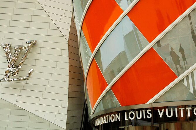 Louis Vuitton Foundation Exterior Walking Tour and Premium Entry - Paris Art With Built-In Time Savings