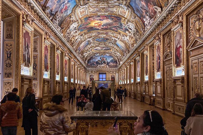 Louvre Highlights & Mona Lisa Guided Tour - Inside the Louvre: a tight highlights route that still has breathing room