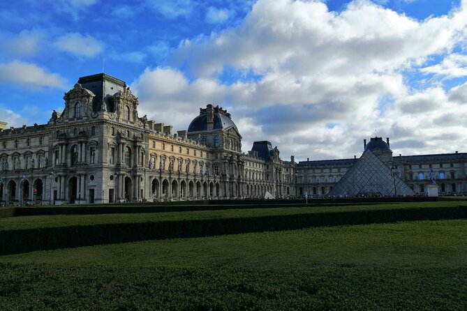Louvre Highlights Tour for Kids Ticket Included - The Louvre without the ticket office stress