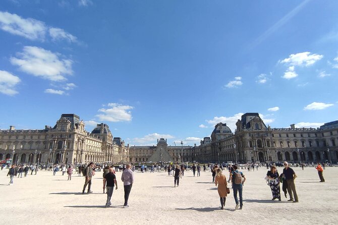 Louvre Highlights Tour for Kids Ticket Included - Practical expectations so your visit stays smooth