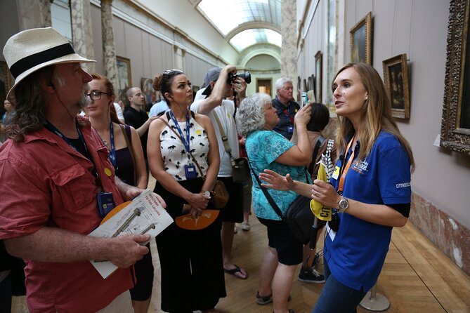 Louvre Masterpieces Express Guided Tour & French Wine Tasting - Headsets: the smartest tool in a crowded museum