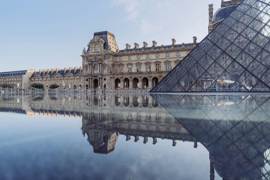 Louvre & Mona Lisa Small Group Tour with Reserved Entry - Delacroix’s Liberty Leading the People in the French Wing