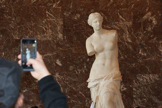 Louvre Museum Access Guided Tour with Mona Lisa - Sculptures You’ll See: Winged Victory, Venus de Milo, and More