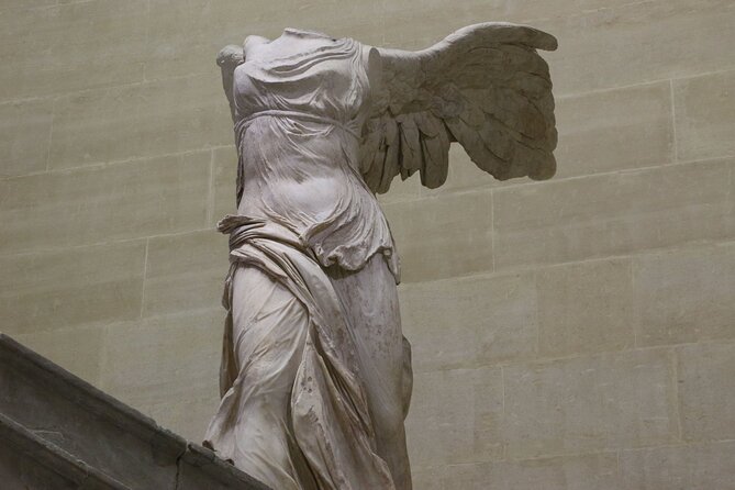 Louvre Museum Access Guided Tour with Mona Lisa - Renaissance Masterpieces: Raphael, Botticelli, Titian, and Leonardo
