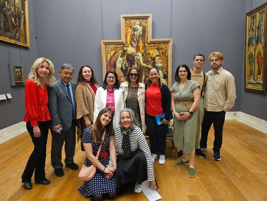 Louvre Museum (Essential) – 2-hour visit in Portuguese with a photo session - Key things worth knowing before you go