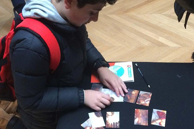 Louvre Museum Guided Family Treasure Hunt - Entering The Louvre With a Plan, Not a Headache