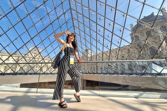 Louvre Museum Guided Tour with Artist - Inside the Louvre: Seeing the Mona Lisa and Winged Victory Without Wasting Time