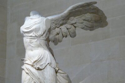 Louvre Museum – Private Family Tour with Da Vinci Treasure Hunt