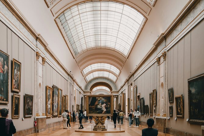 Louvre Treasures Private Experience – Languages Available - Comfort, shoes, and the reality of a big museum